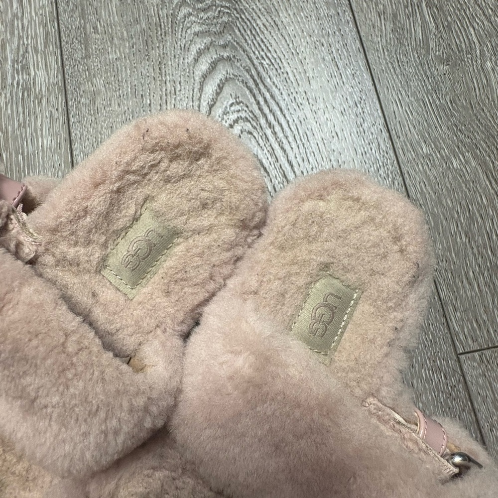 UGG Plush Shearling Slippers in pink - Picture 3 of 13